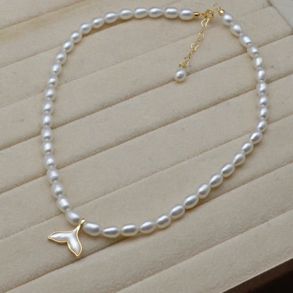 Freshwater pearl mermaid necklace NEW WITH BOX